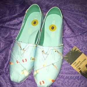 Swimmers design toms